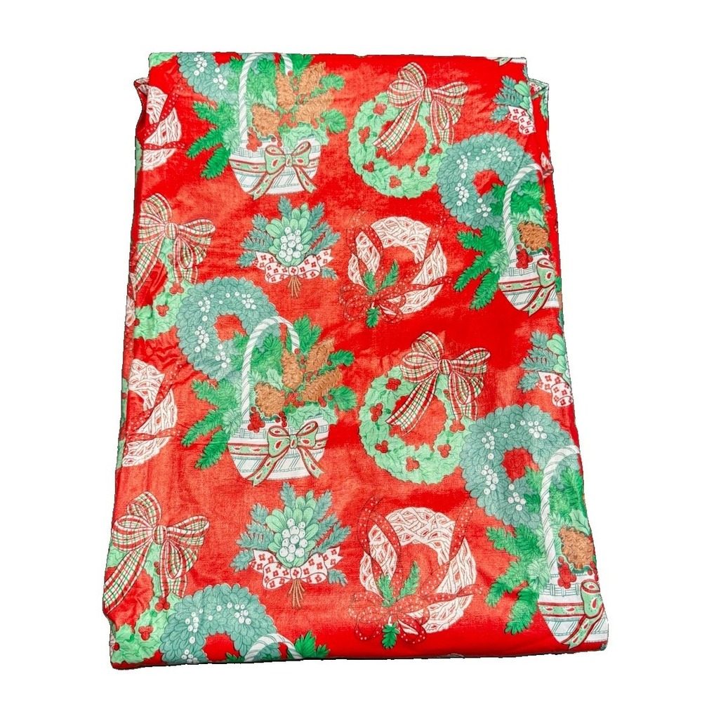 VTG 90s Christmas Vinyl Flannel Back Oblong Tablecloth Wreaths Floral Pinecones